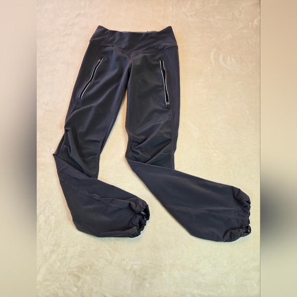 Lulu Lemon Rare Floral Print 2015 Jacket And Other Free Items - Picture 13 of 15